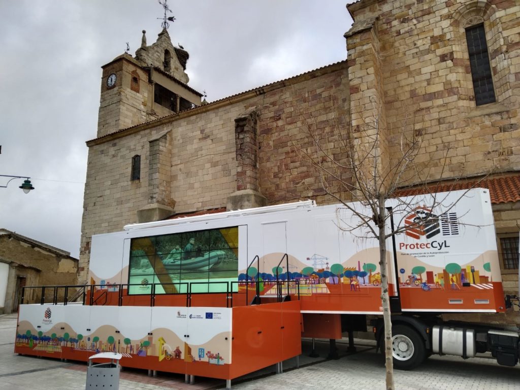 Parroquia de la Inmaculada en Villaralbo